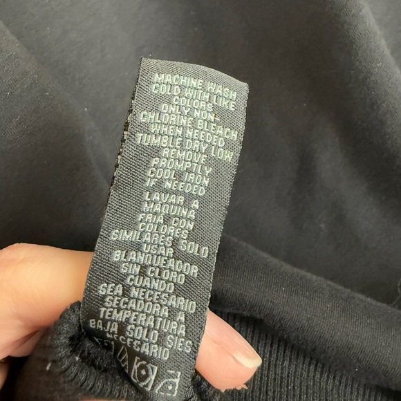 Lala Anthony Women Oversized Black Crewneck POWERFUL Rhinestone Sweatshirt S - Picture 9 of 13